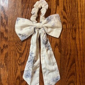 LoveShackFancy hair bow